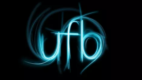 Adams slams 'underwhelming' Labour UFB plans