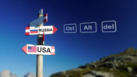 Russian hackers steal from US government again – expert says US at fault