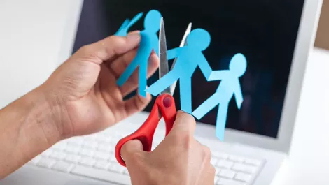 Union blasts Telstra for plans to cut 8,000 jobs