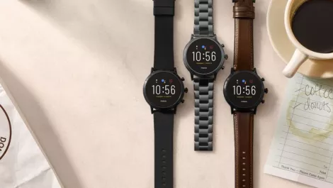 Fossil's smartwatches will let iPhone users make calls