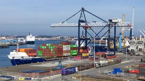 Port of Tyne hails gains from private 5G rollout