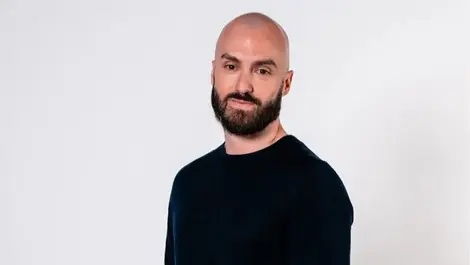 8x8 promotes Chris Angus to Vice President Sales EMEA